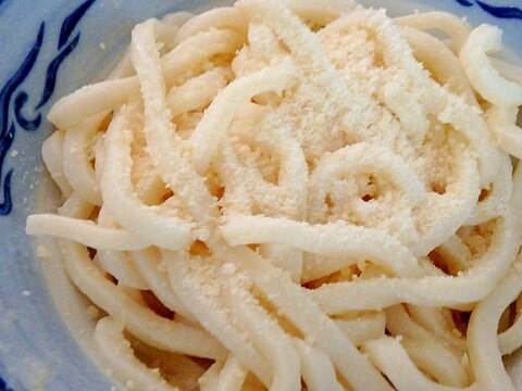 火も包丁も使わない★5分で完成★チーズうどん